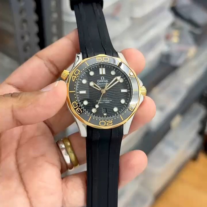 2026/04/176141.jpg Omega Automatic - Image 1